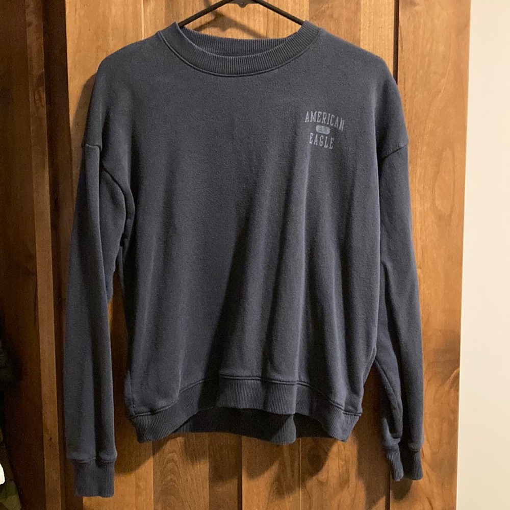 American Eagle oversized crewneck